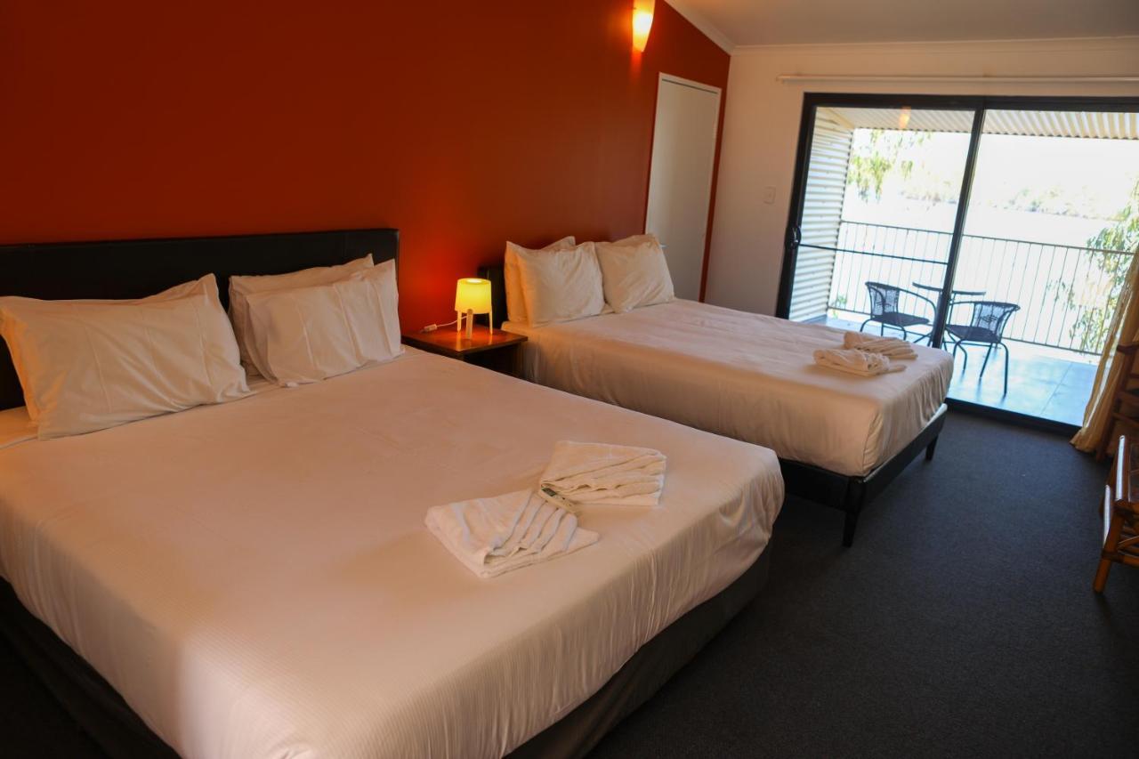 De Lago Resort On Lake Bennett Esterno foto